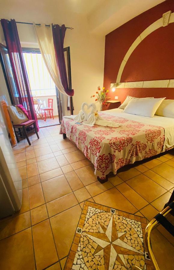 Rosa Dei Venti Accomodation Tropea Exterior foto