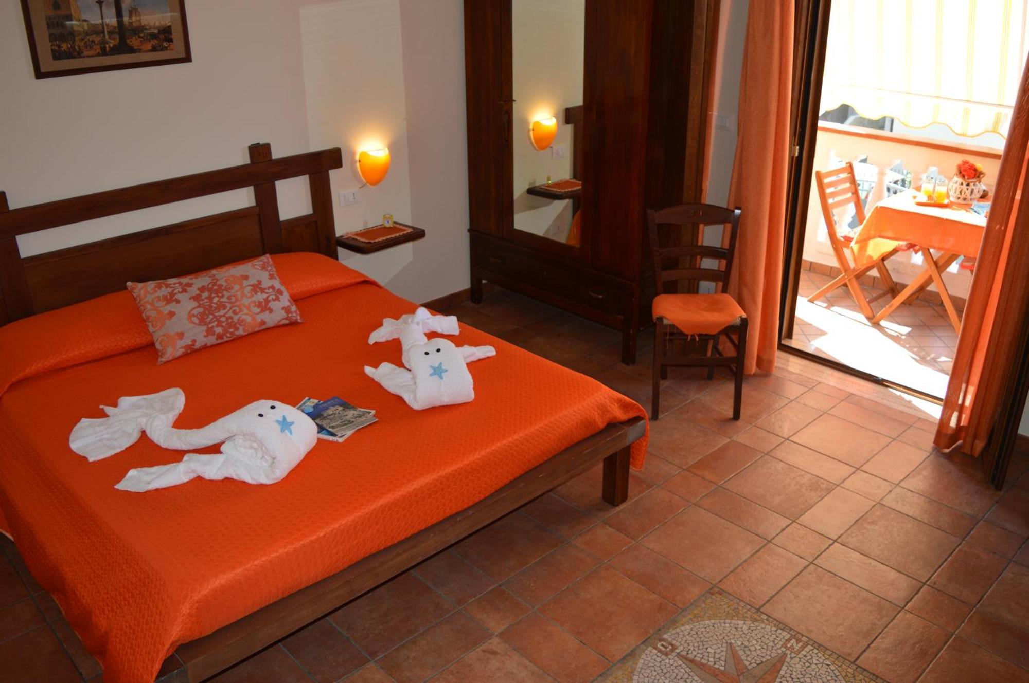 Rosa Dei Venti Accomodation Tropea Exterior foto